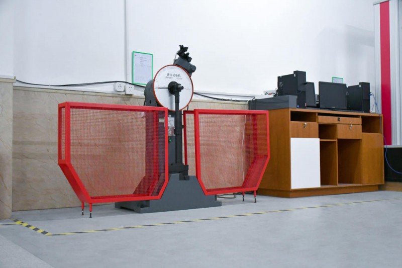 インパクトテストマシン