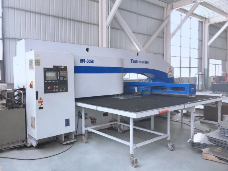 タレットパンチ